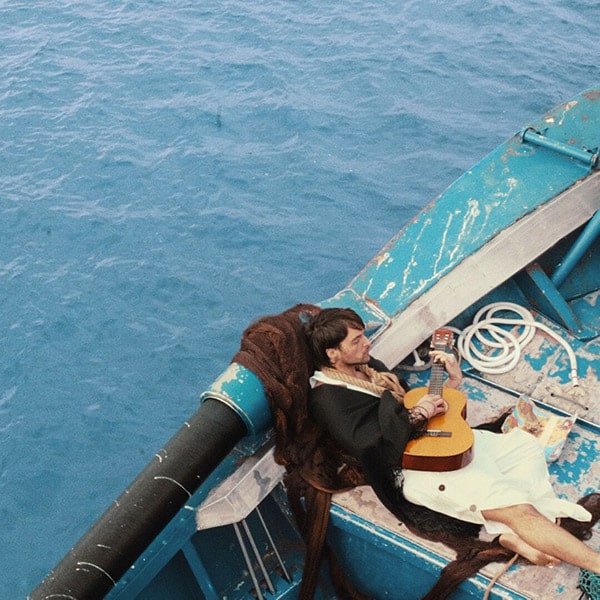 Image hover effect image